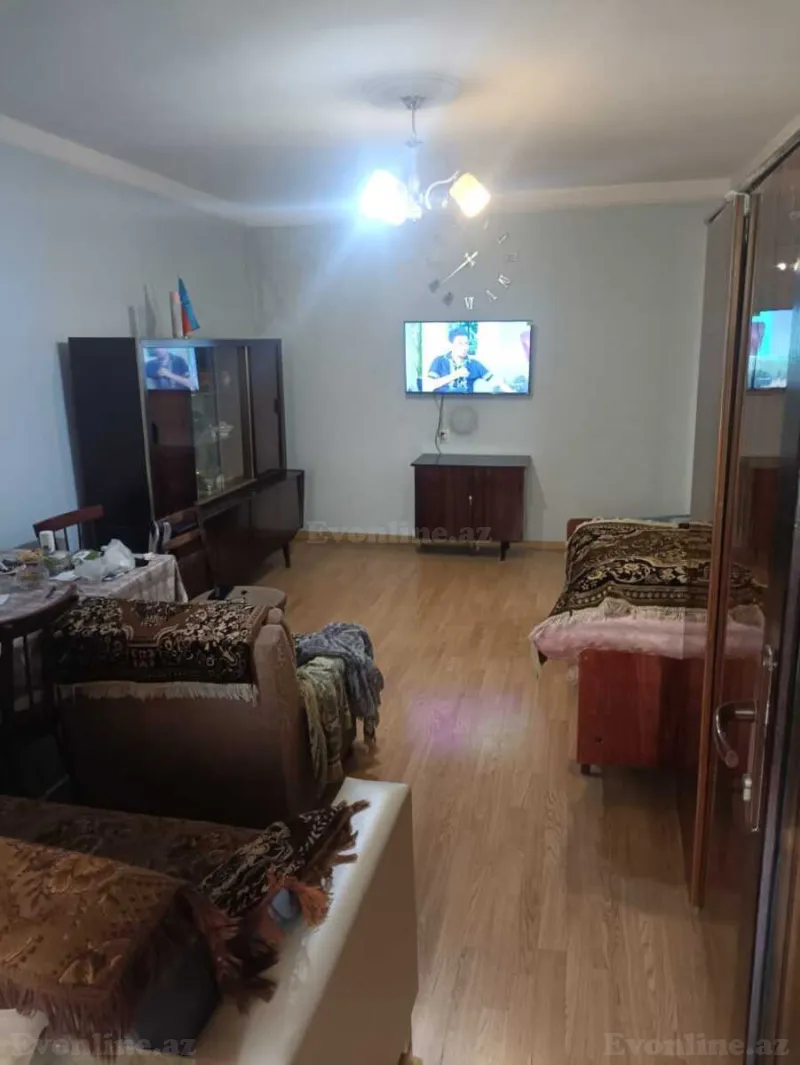 Satılır 1 otaqlı Mənzil Köhnə tikili 38 m² İnşaatçılar m.