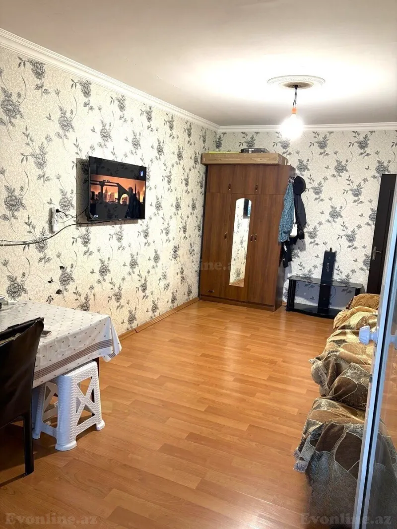 Satılır 2 otaqlı Mənzil Köhnə tikili 45 m² Gənclik m. - şəkil 5