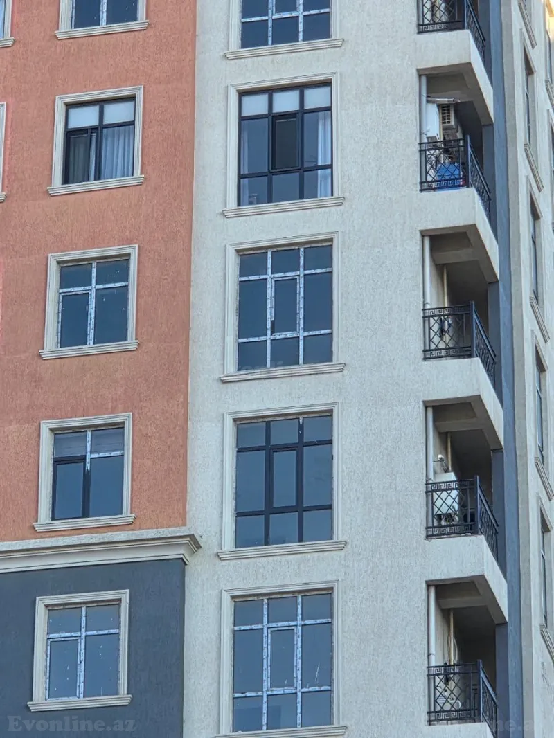 Satılır 3 otaqlı Mənzil Yeni tikili 86 m² Qara Qarayev m. - şəkil 2
