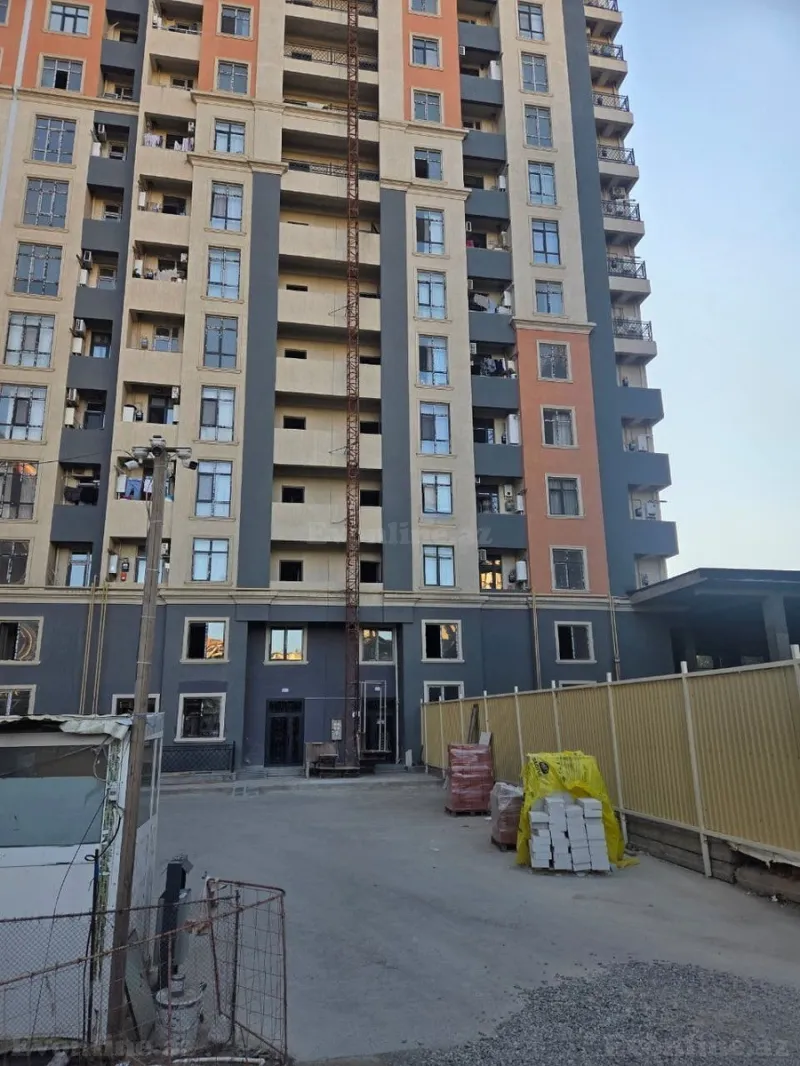 Satılır 3 otaqlı Mənzil Yeni tikili 86 m² Qara Qarayev m. - şəkil 3