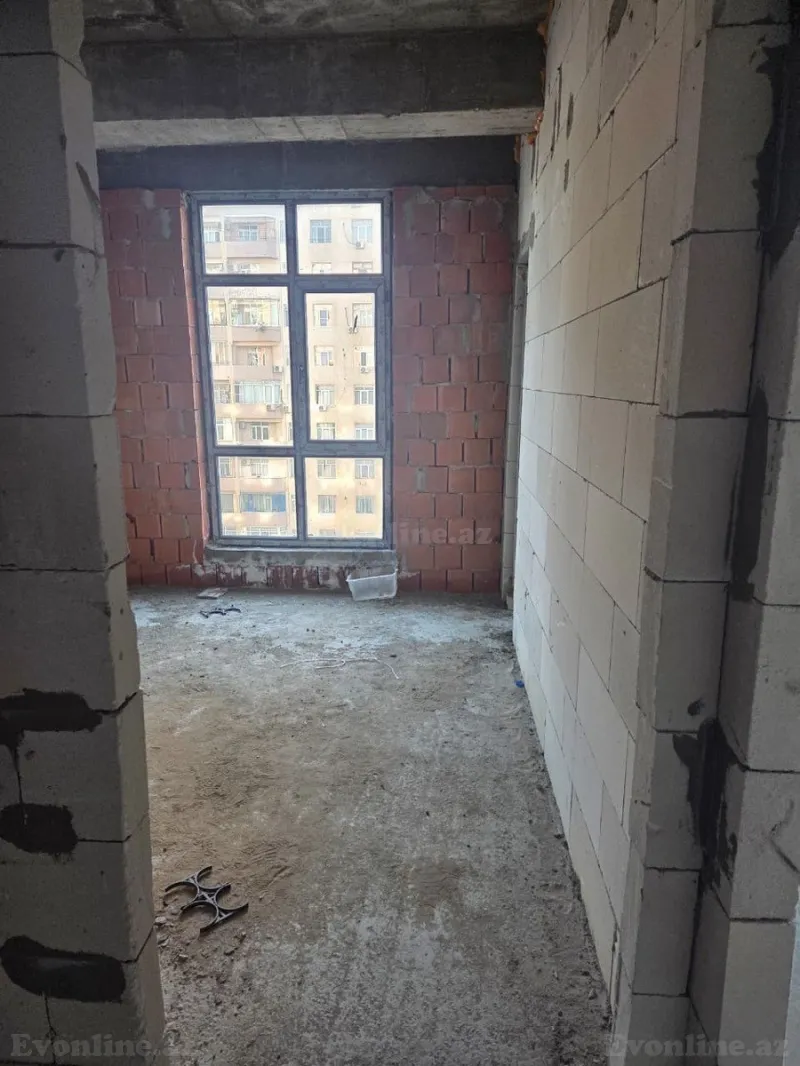 Satılır 3 otaqlı Mənzil Yeni tikili 86 m² Qara Qarayev m. - şəkil 6