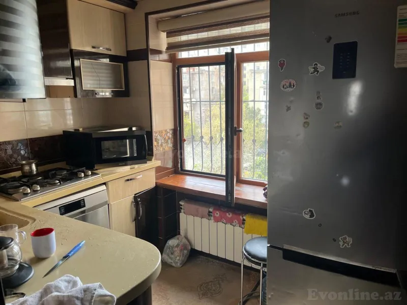Satılır 3 otaqlı Mənzil Köhnə tikili 65 m² Elmlər Akademiyası m. - şəkil 6