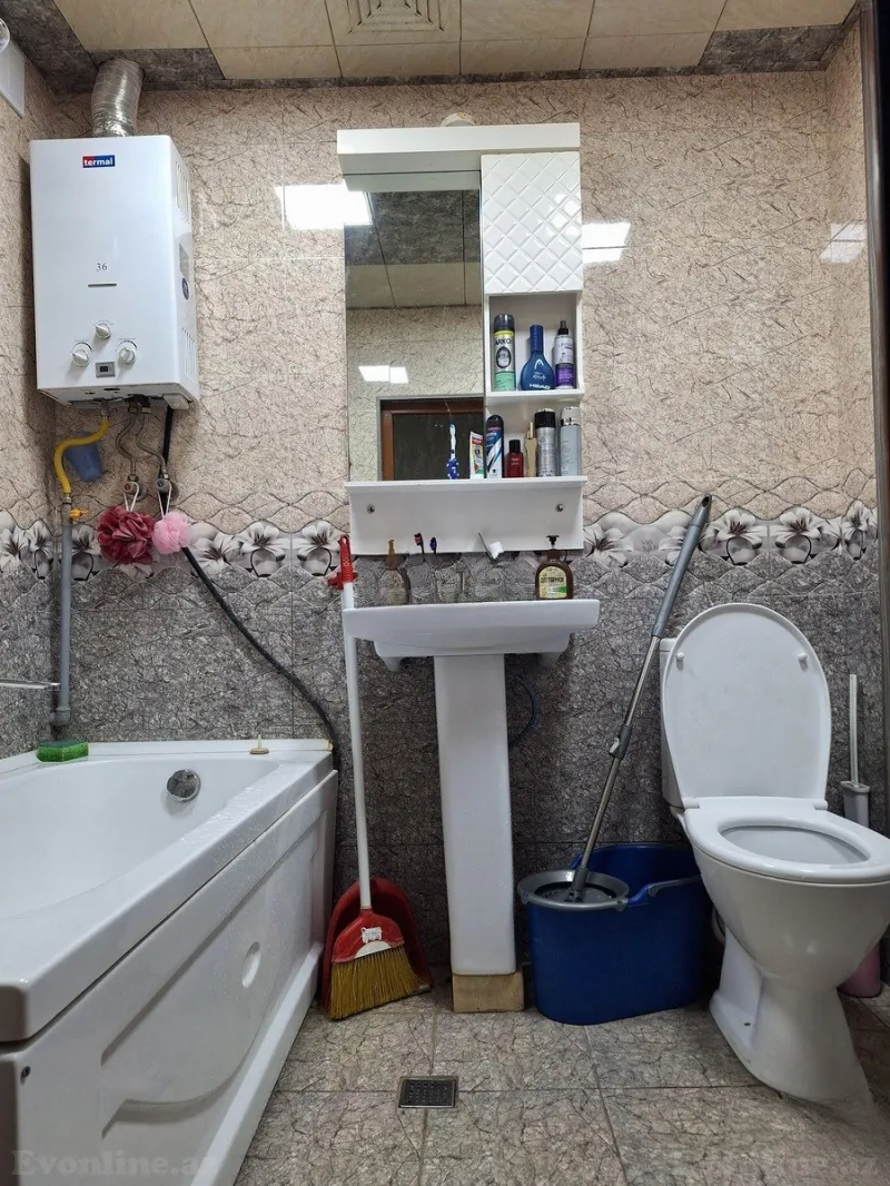 Satılır 2 otaqlı Mənzil Köhnə tikili 50 m² Neftçilər m. - şəkil 5