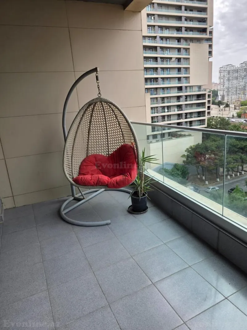 Kirayə verilir 3 otaqlı Mənzil Yeni tikili 150 m² İnşaatçılar m. - şəkil 16