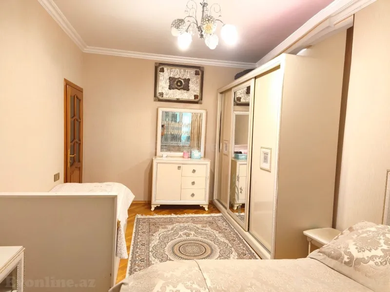 Satılır 3 otaqlı Mənzil Köhnə tikili 85 m² Əhmədli m. - şəkil 2