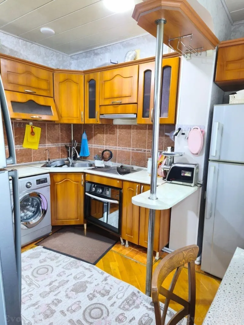 Satılır 3 otaqlı Mənzil Köhnə tikili 85 m² Əhmədli m. - şəkil 6