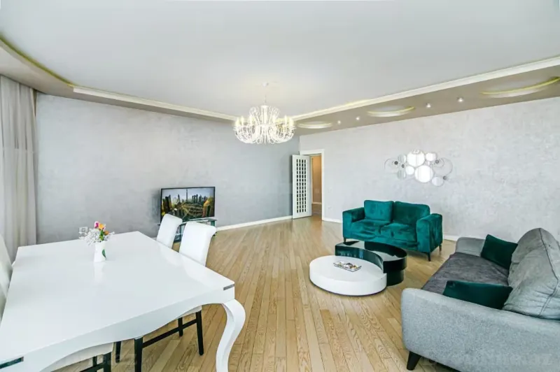 Kirayə verilir 3 otaqlı Mənzil Yeni tikili 155 m² Xətai r. - şəkil 4