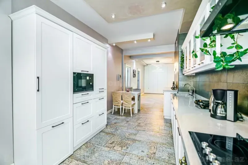 Kirayə verilir 3 otaqlı Mənzil Yeni tikili 155 m² Xətai r. - şəkil 7