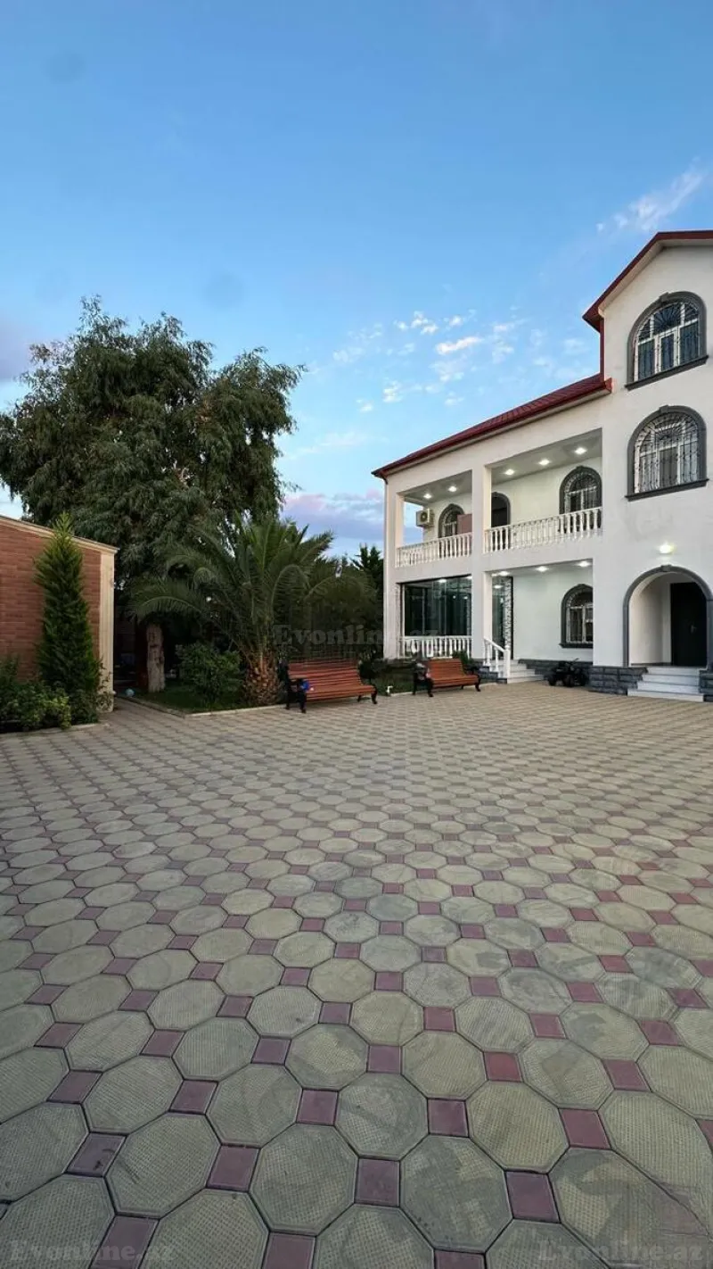 Satılır 8 otaqlı Həyət evi 450 m² Şüvəlan - şəkil 3