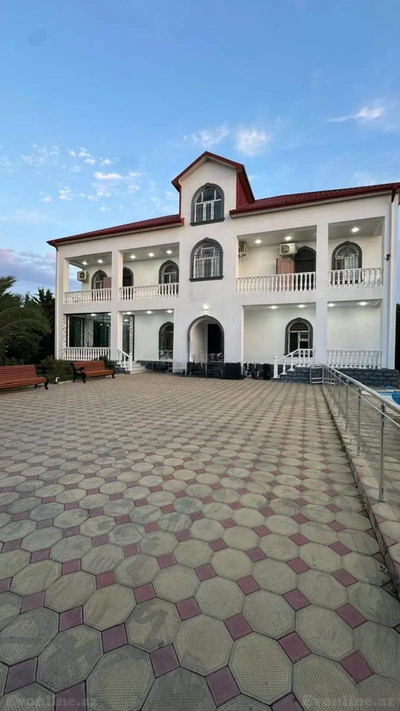 Satılır 8 otaqlı Həyət evi 450 m² Şüvəlan - şəkil 5