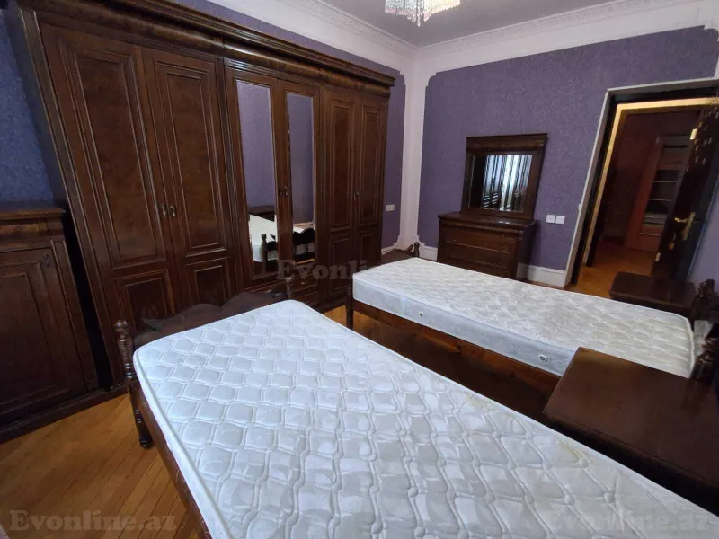 Satılır 8 otaqlı Həyət evi 450 m² Şüvəlan - şəkil 12