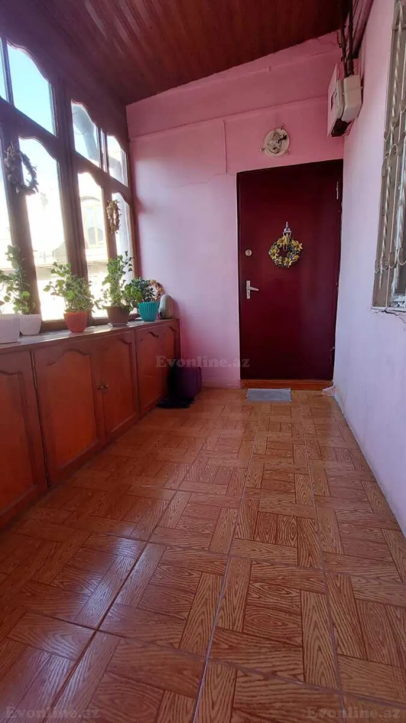 Satılır 4 otaqlı Mənzil Köhnə tikili 125 m² Sahil m. - şəkil 5