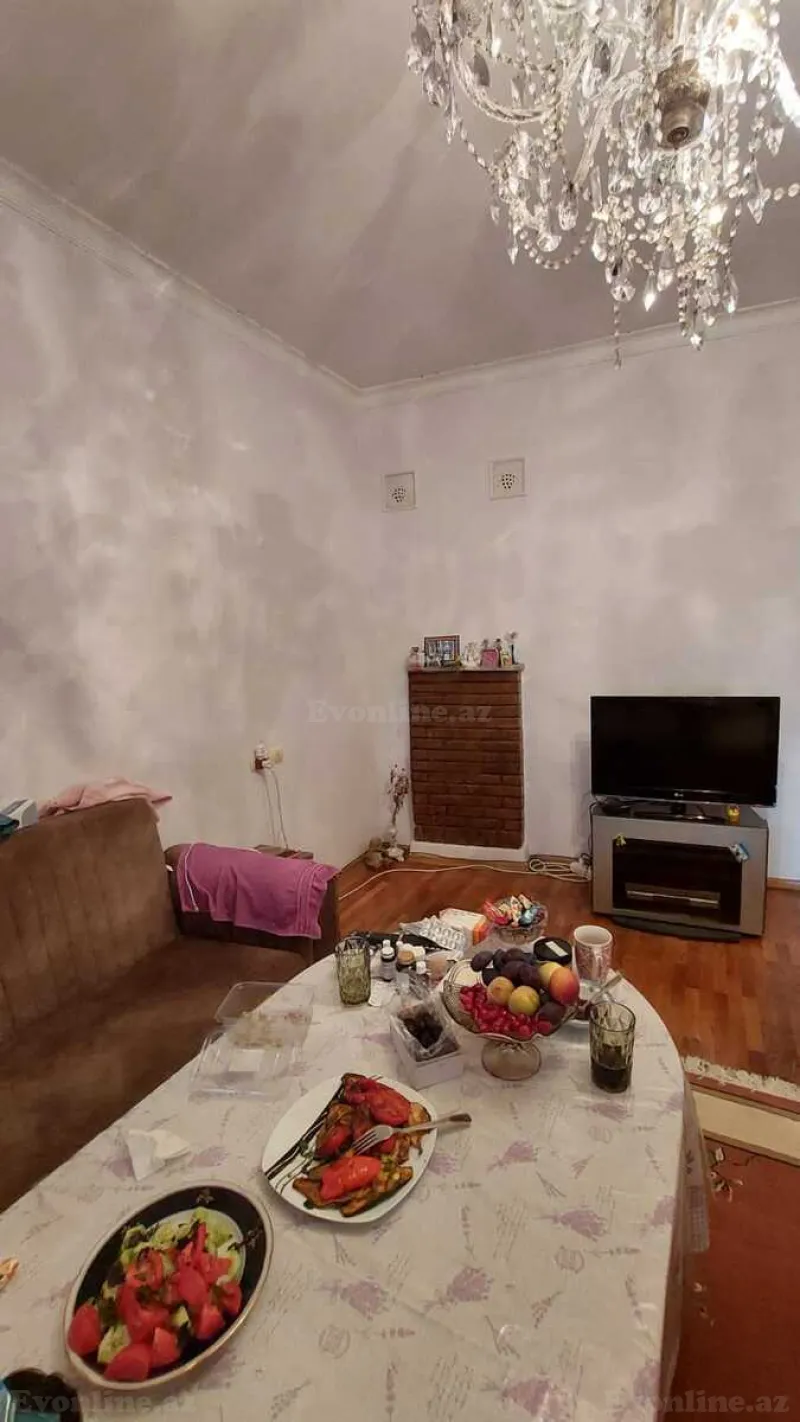 Satılır 4 otaqlı Mənzil Köhnə tikili 125 m² Sahil m. - şəkil 9