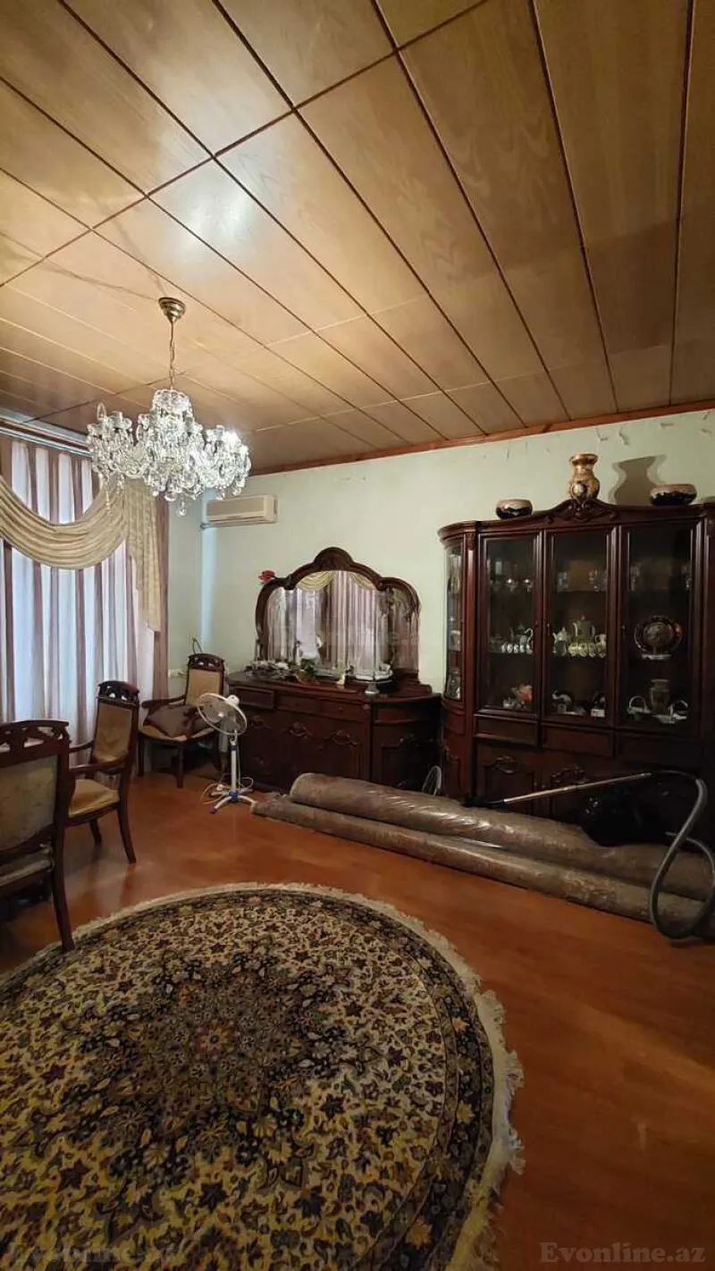 Satılır 4 otaqlı Mənzil Köhnə tikili 125 m² Sahil m. - şəkil 10