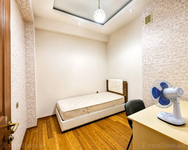 Satılır 3 otaqlı Mənzil Yeni tikili 90 m² Qara Qarayev m. - şəkil 7
