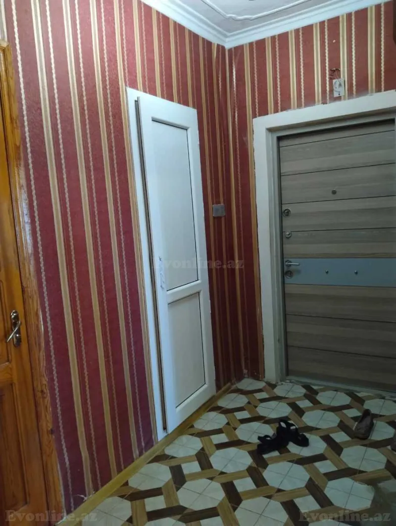 Kirayə verilir 2 otaqlı Mənzil Köhnə tikili 60 m² Yasamal r. - şəkil 3