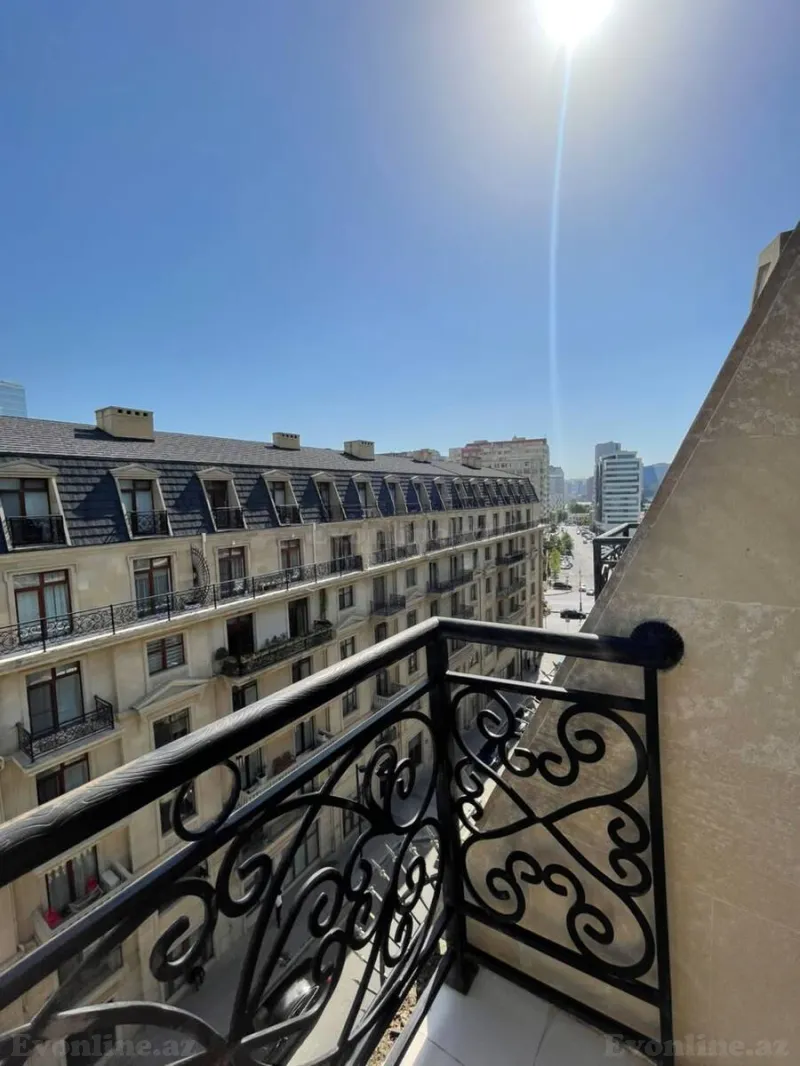 2 otaqlı Mənzil 50 m² Xətai r. Kirayə verilir
