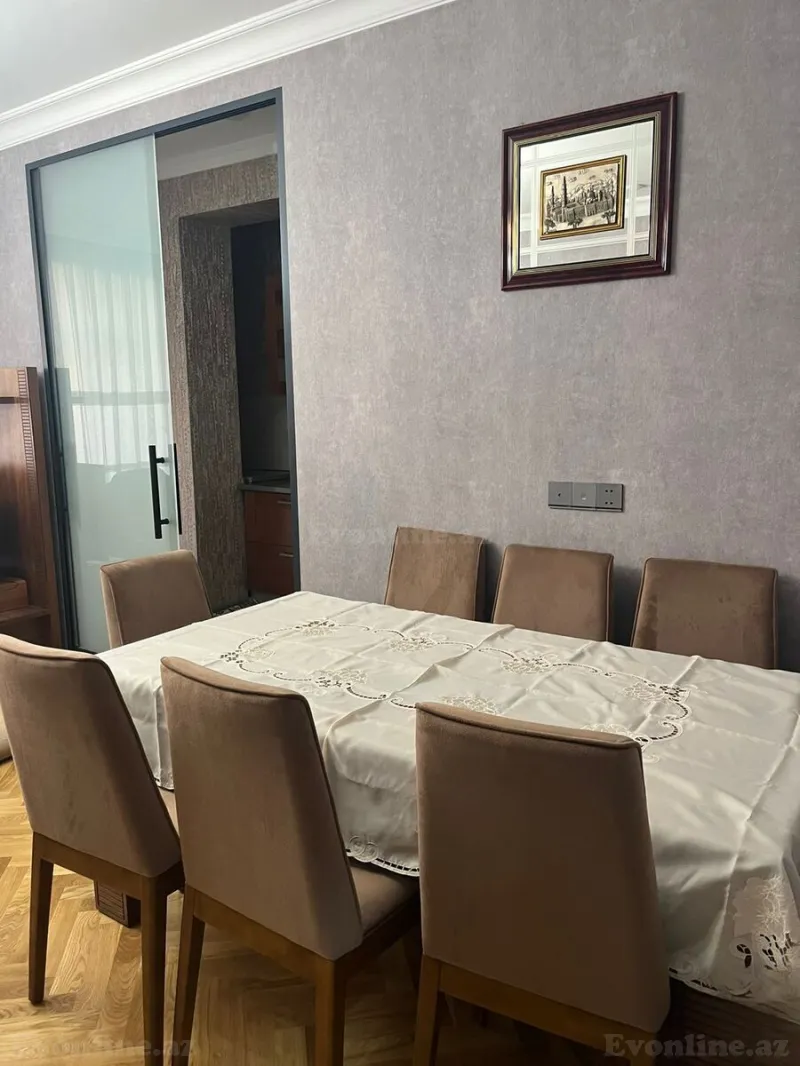Kirayə verilir 3 otaqlı Mənzil Yeni tikili 145 m² 28 May m. - şəkil 27