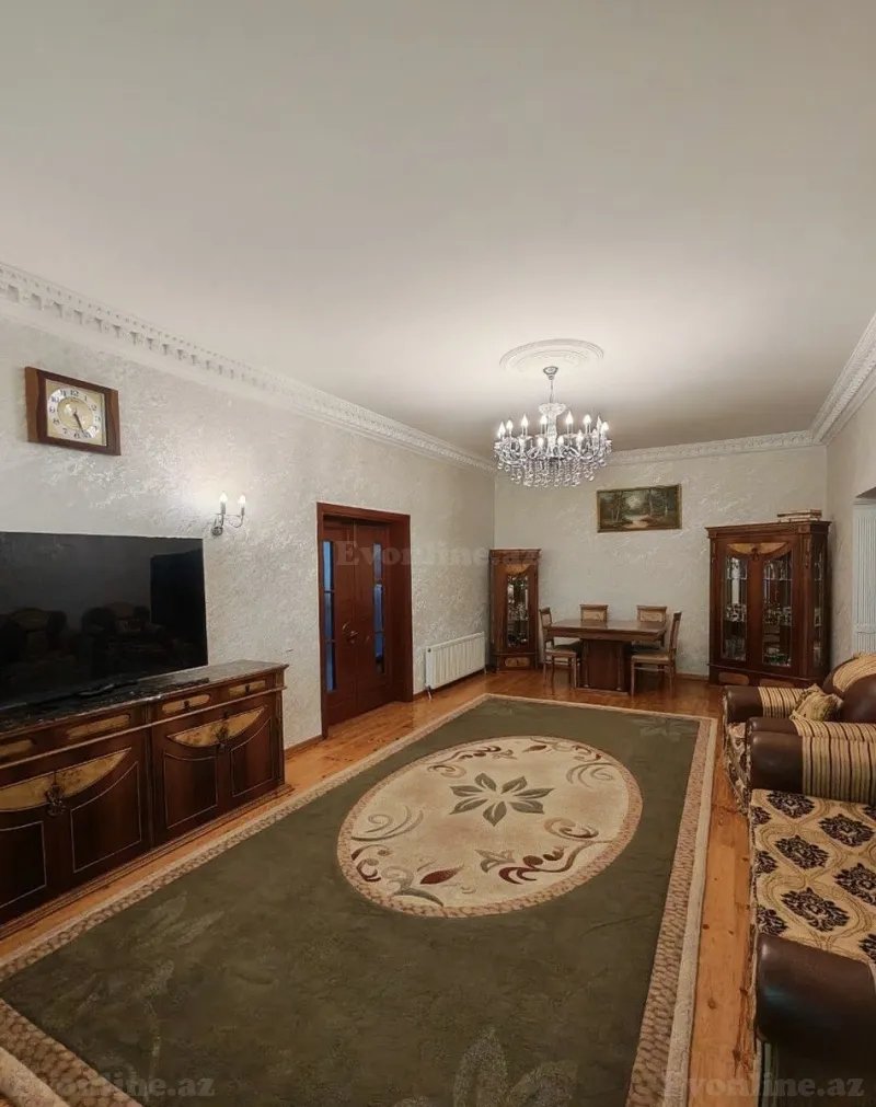 Satılır 5 otaqlı Həyət evi 200 m² Yeni Ramana - şəkil 13