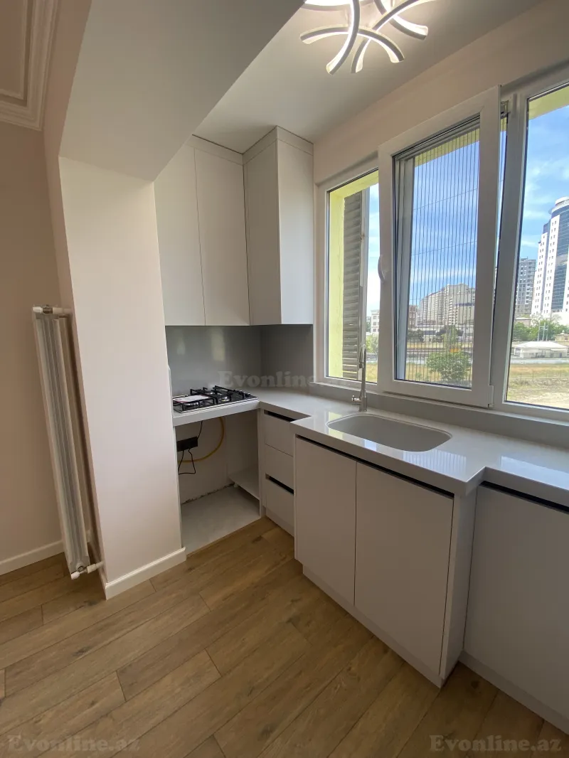 Satılır 2 otaqlı Mənzil Köhnə tikili 52 m² Ağ şəhər - şəkil 5