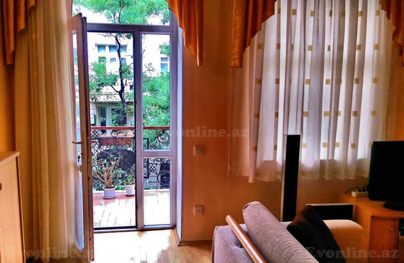 2 otaqlı Mənzil 60 m² Sahil m. Satılır