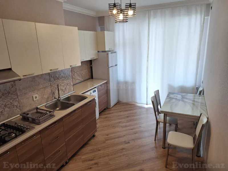 2 otaqlı Mənzil 95 m² Həzi Aslanov m. Kirayə verilir