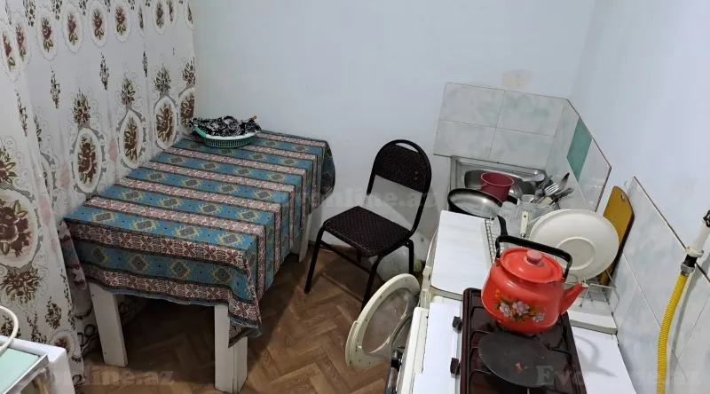 Kirayə verilir 1 otaqlı Mənzil Köhnə tikili 40 m² 9-cu mikrorayon