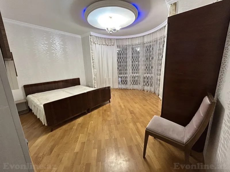 Kirayə verilir 3 otaqlı Mənzil Yeni tikili 88 m² 8 Noyabr m. - şəkil 2