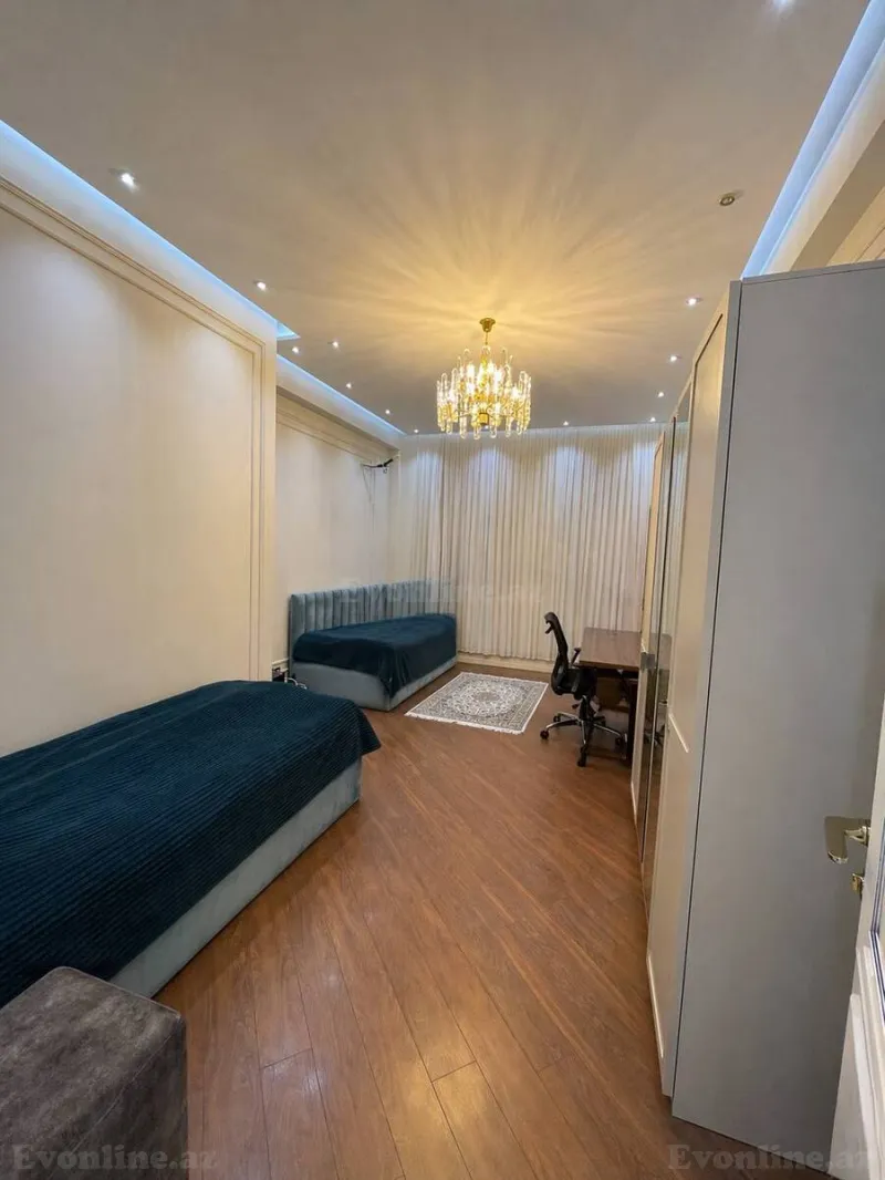 Satılır 3 otaqlı Mənzil Yeni tikili 150 m² Elmlər Akademiyası m. - şəkil 2