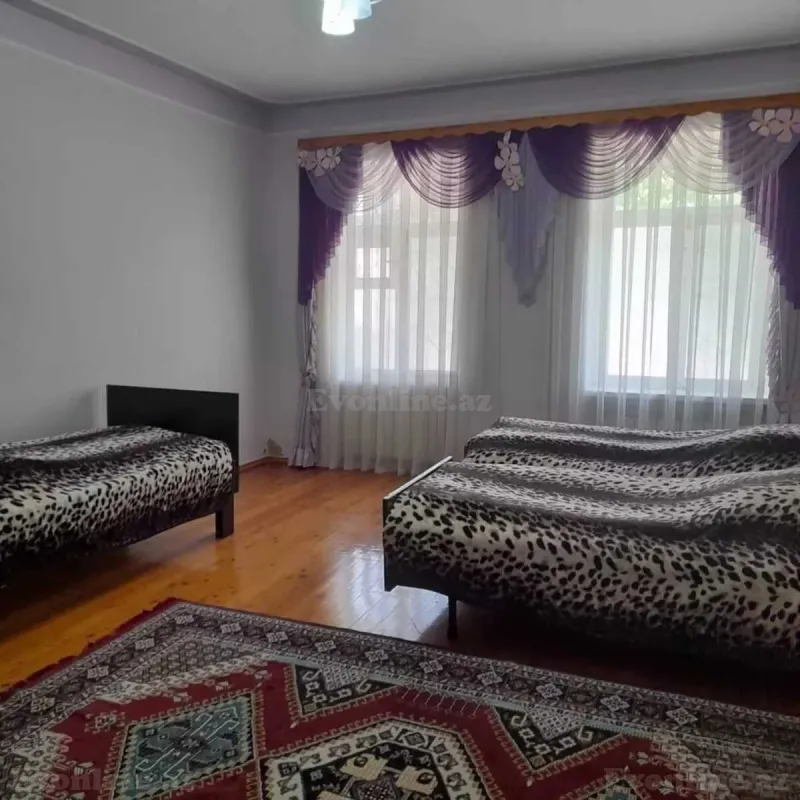 Kirayə verilir 4 otaqlı Həyət evi 200 m² Şəki - şəkil 4