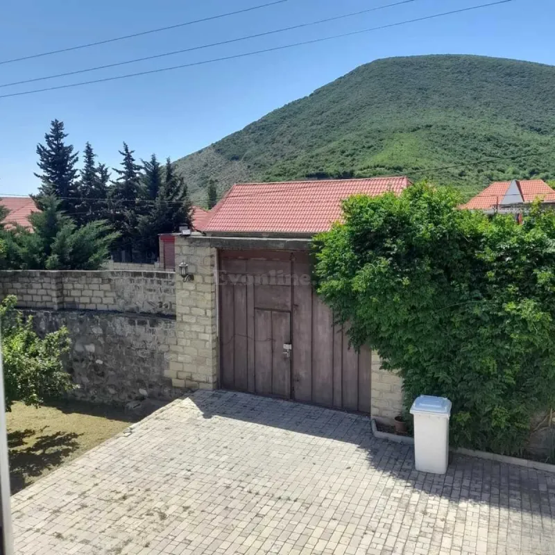 Kirayə verilir 4 otaqlı Həyət evi 200 m² Şəki - şəkil 5