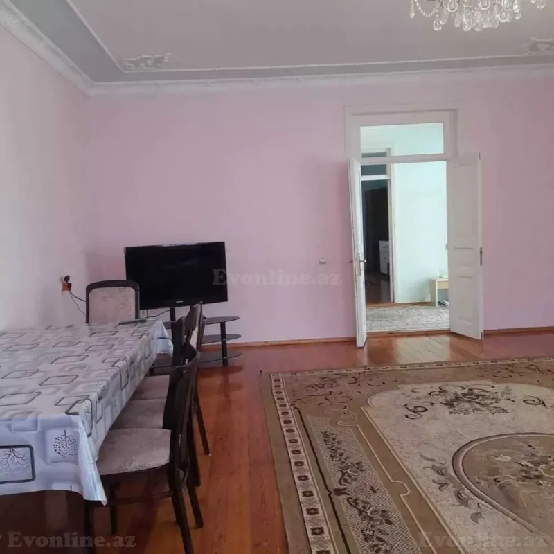 Kirayə verilir 4 otaqlı Həyət evi 200 m² Şəki - şəkil 10