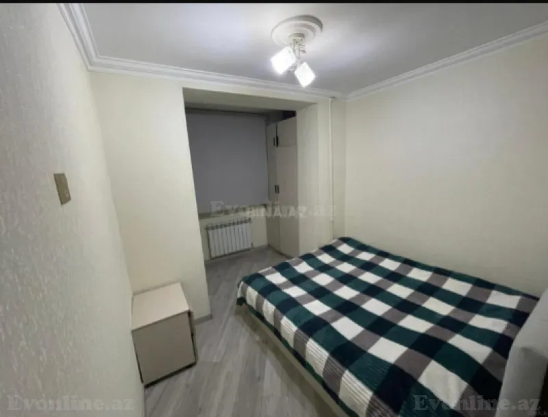 Satılır 2 otaqlı Mənzil Köhnə tikili 40 m² 7-ci mikrorayon