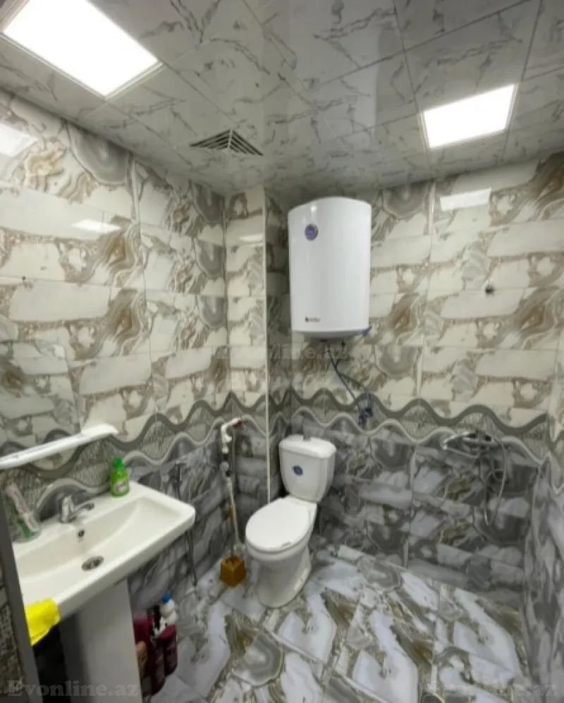 Satılır 2 otaqlı Mənzil Köhnə tikili 40 m² 7-ci mikrorayon - şəkil 4