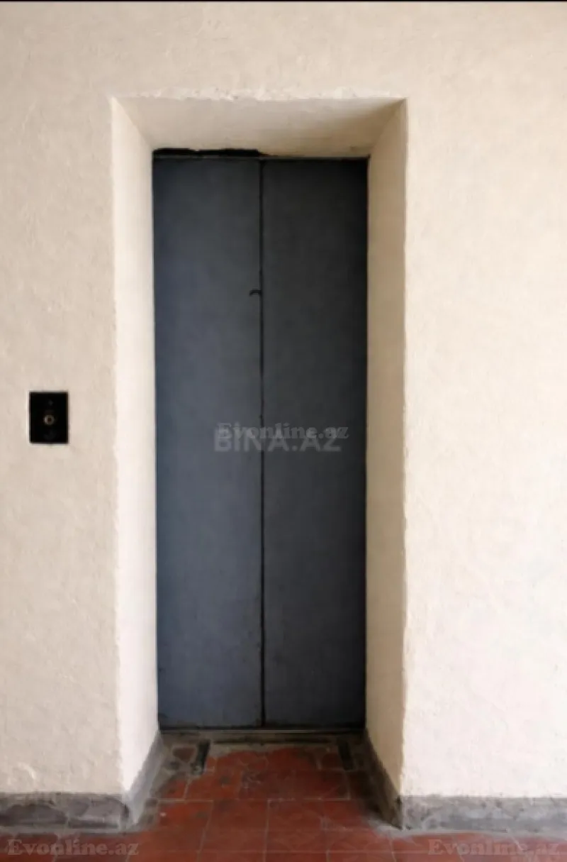 Satılır 2 otaqlı Mənzil Köhnə tikili 40 m² 7-ci mikrorayon - şəkil 6