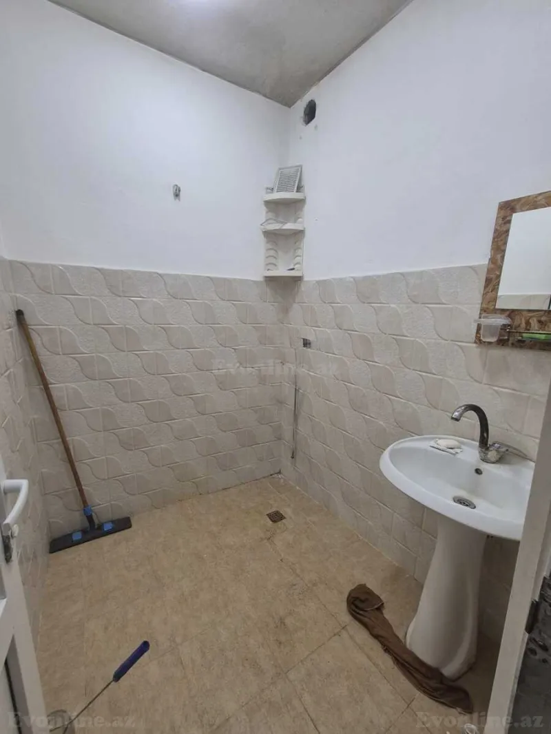 Kirayə verilir 2 otaqlı Mənzil Köhnə tikili 45 m² Memar Əcəmi m. - şəkil 5