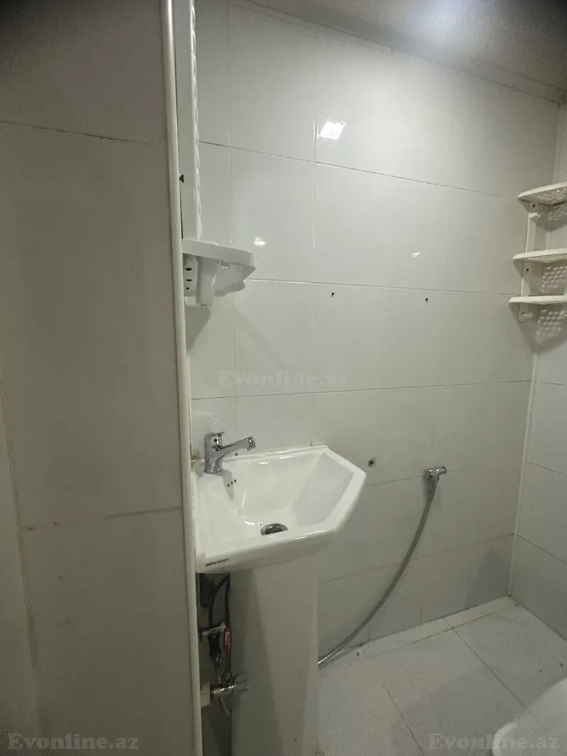 Kirayə verilir 2 otaqlı Həyət evi 82 m² 20-ci sahə - şəkil 7