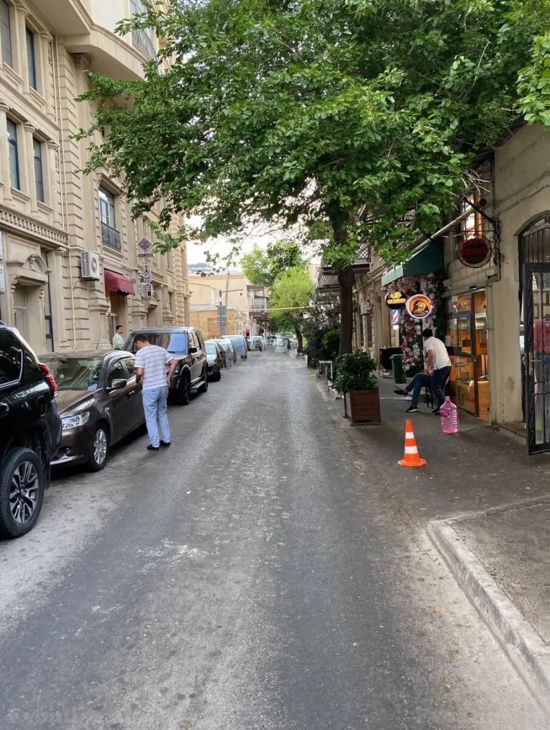 Satılır Obyekt 14 m² Nizami m. - şəkil 3