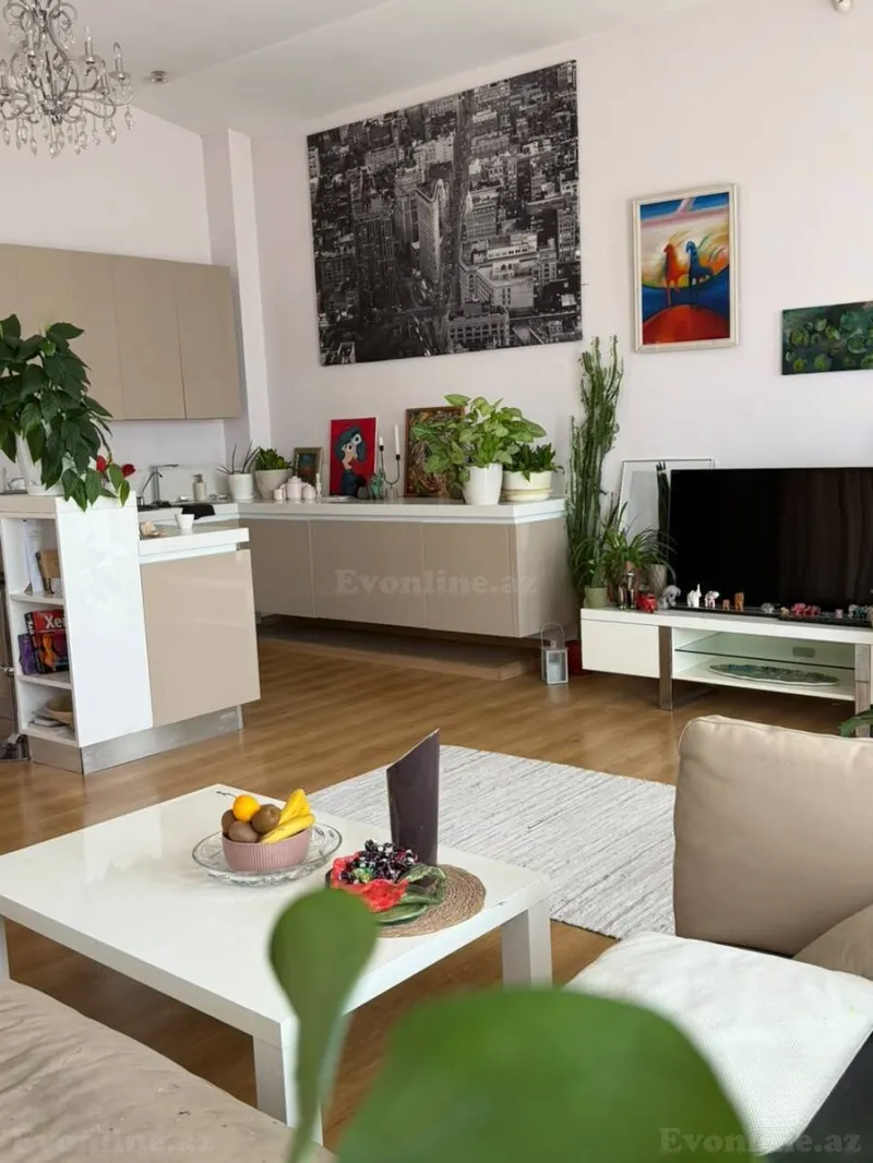 Satılır 6 otaqlı Mənzil Yeni tikili 433 m² 8 Noyabr m.