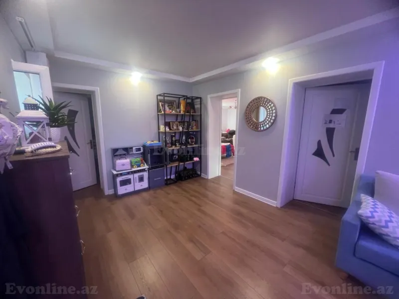 Satılır 7 otaqlı Həyət evi 213 m² Suraxanı r. - şəkil 5