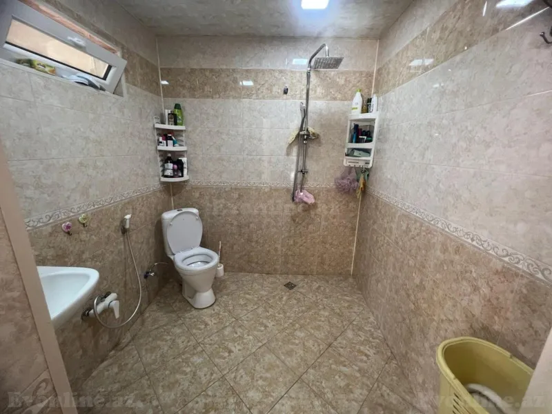 Satılır 7 otaqlı Həyət evi 213 m² Suraxanı r. - şəkil 9