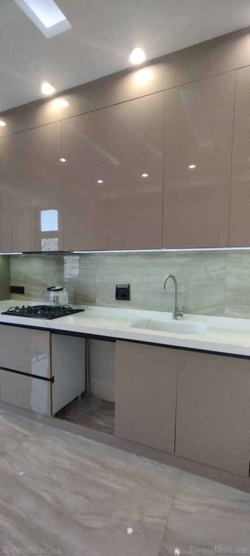 Satılır 3 otaqlı Mənzil Yeni tikili 140 m² Gənclik m. - şəkil 13