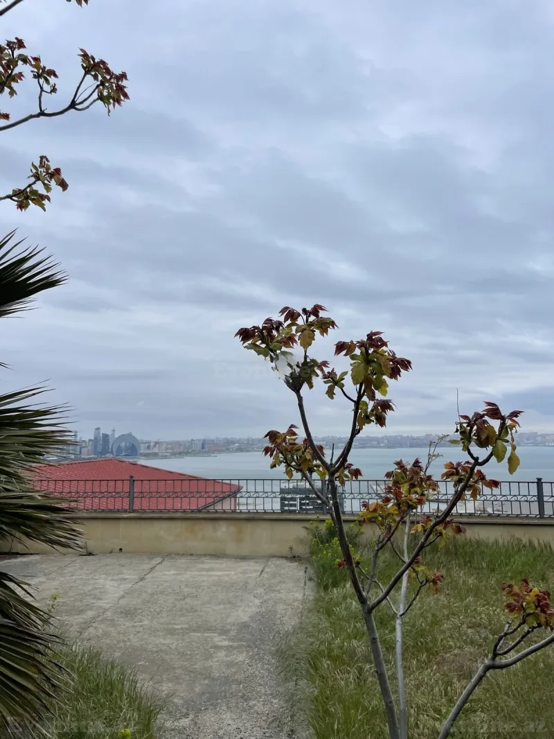 Satılır 10 otaqlı Həyət evi 800 m² Bayıl - şəkil 2