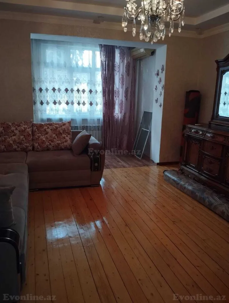 3 otaqlı Mənzil 80 m² Bakıxanov Kirayə verilir