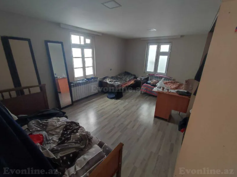 2 otaqlı Mənzil 30 m² İnşaatçılar m. Kirayə verilir