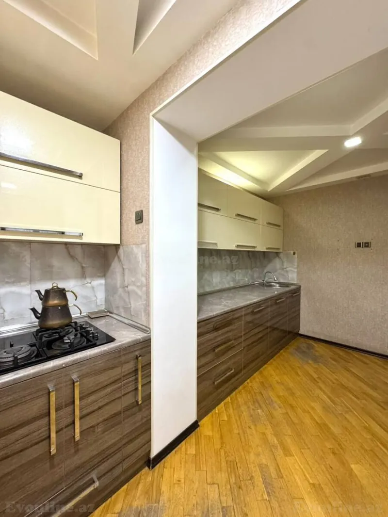 Satılır 4 otaqlı Mənzil Köhnə tikili 120 m² Həzi Aslanov m. - şəkil 10