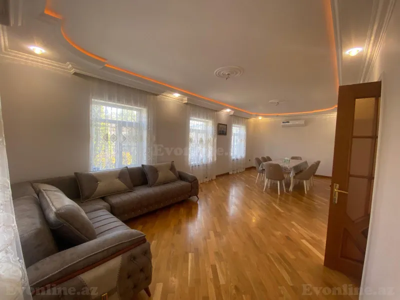 Satılır 7 otaqlı Həyət evi 250 m² Novxanı - şəkil 5