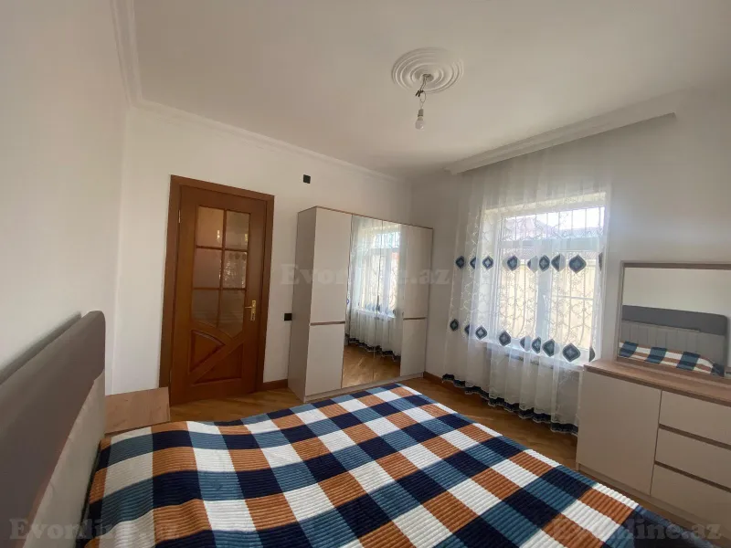 Satılır 7 otaqlı Həyət evi 250 m² Novxanı - şəkil 8