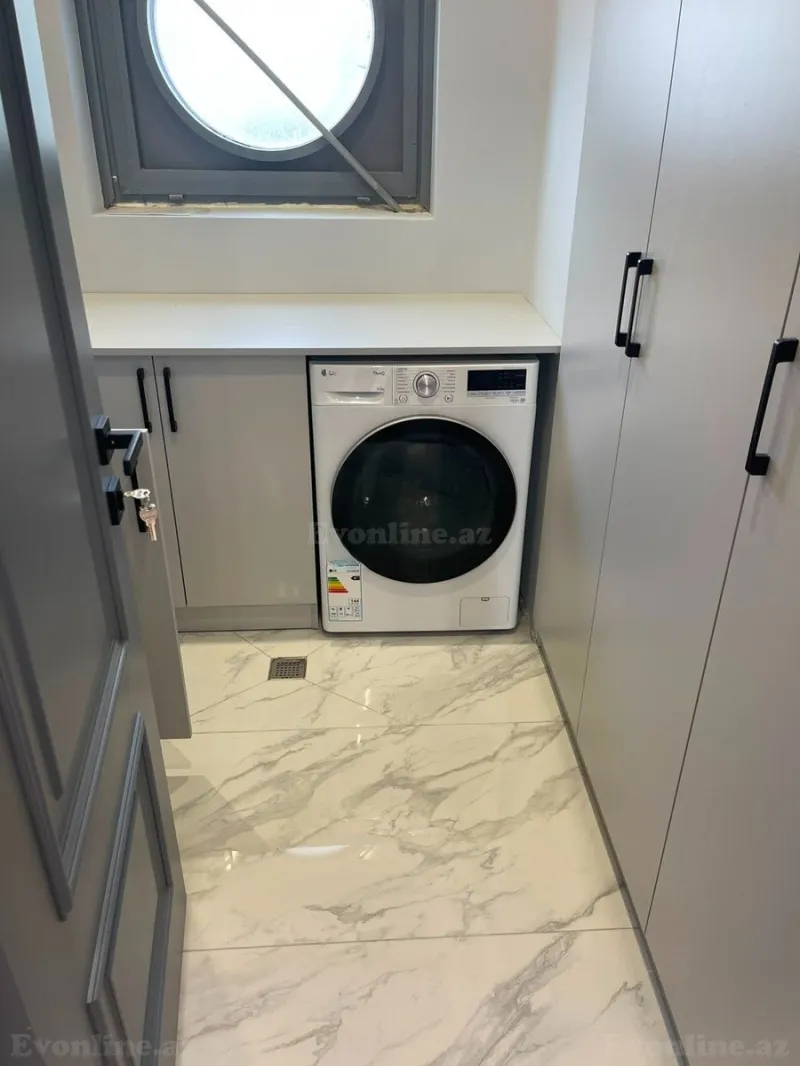 Satılır 2 otaqlı Mənzil Yeni tikili 101 m² Səbail r. - şəkil 12