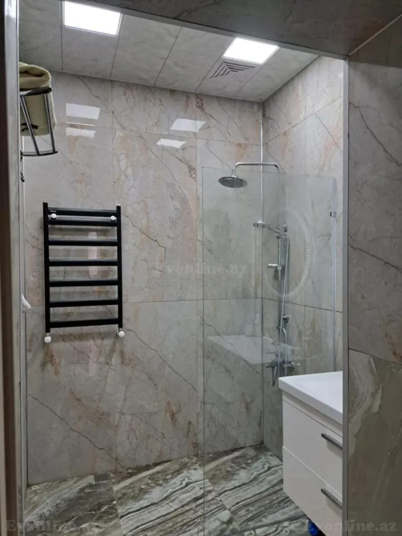 Satılır 2 otaqlı Mənzil Yeni tikili 70 m² Nəsimi r. - şəkil 6
